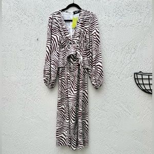 Misguided maxi maternity dress size US 6